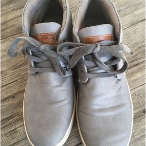 Steve Madden man mid top sneaker size 8.5